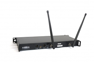 RFIntell QL7R/T1-A 651,800-683,400 МГц 2-канальная радиосистема с 2-мя ручными микрофонами в Астрахани